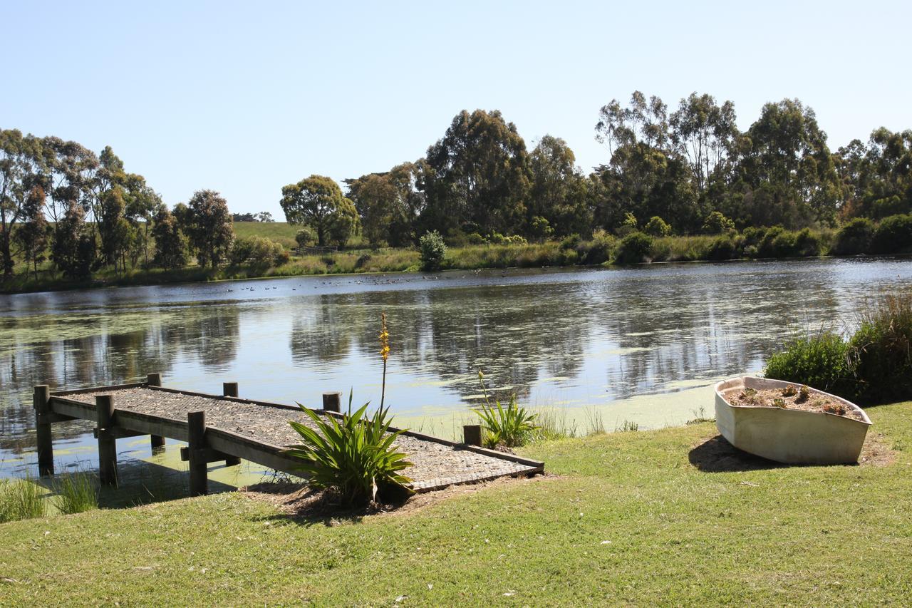 Little Lake Cottage Nyora Esterno foto